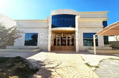 Villa - 5 Bedrooms for rent in Al Warqa'a 2 - Al Warqa'a - Dubai