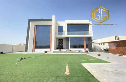 Villa - 4 Bedrooms - 5 Bathrooms for rent in Al Aweer 1 - Al Aweer - Dubai