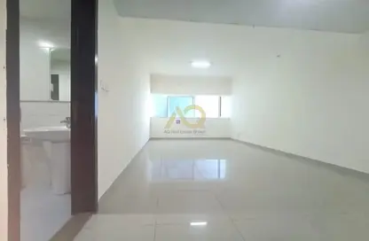 Apartment - 1 Bathroom for rent in Tiger Building Al Qadesia - Al Nahda - Sharjah