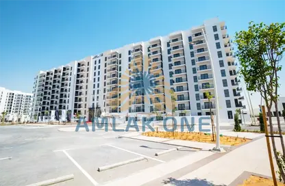 Apartment - 1 Bathroom for sale in Waters Edge - Yas Island - Abu Dhabi