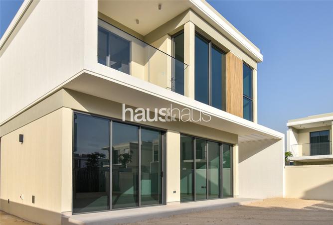 Villa - 4 Bedrooms - 5 Bathrooms for sale in Harmony 3 - Harmony - Tilal Al Ghaf - Dubai