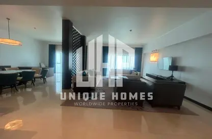 Apartment - 3 Bedrooms - 4 Bathrooms for sale in Fairmont Marina Residences - The Marina - Abu Dhabi