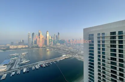 Apartment - 2 Bedrooms - 2 Bathrooms for rent in Marina Vista - EMAAR Beachfront - Dubai Harbour - Dubai