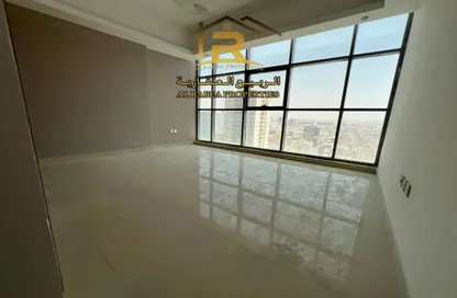 Apartment - 2 Bedrooms - 3 Bathrooms for rent in Gulfa Towers - Al Rashidiya 1 - Al Rashidiya - Ajman