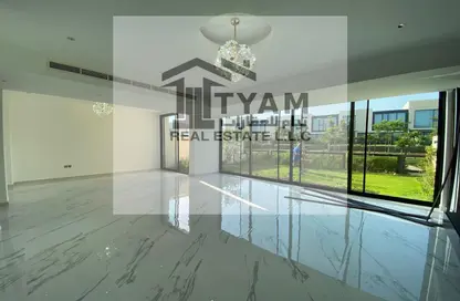 Townhouse - 5 Bedrooms - 4 Bathrooms for rent in Sea Glints Mansions - Al Zorah - Ajman