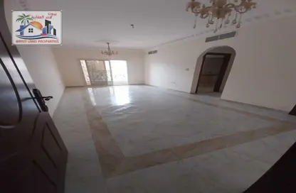 Apartment - 1 Bedroom - 2 Bathrooms for rent in Abna Saqer Building - Al Hamidiya 1 - Al Hamidiya - Ajman