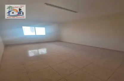 Apartment - 4 Bedrooms - 3 Bathrooms for rent in Mega Mall - Al Qasimia - Sharjah