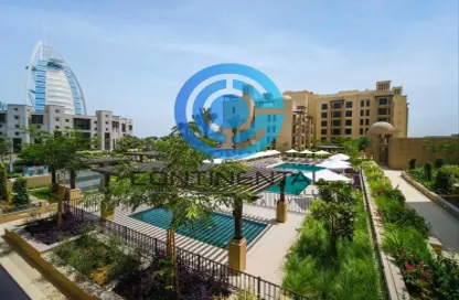 Apartment - 1 Bedroom - 2 Bathrooms for sale in Jomana 8 - Madinat Jumeirah Living - Umm Suqeim - Dubai