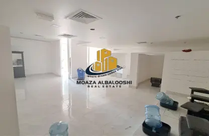 Shop - Studio - 1 Bathroom for rent in Al Taawun - Sharjah