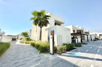 Villa - 4 Bedrooms - 5 Bathrooms for rent in Noya 1 - Noya - Yas Island - Abu Dhabi