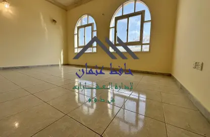 Apartment - 2 Bedrooms - 2 Bathrooms for rent in Al Khalidiya - Abu Dhabi