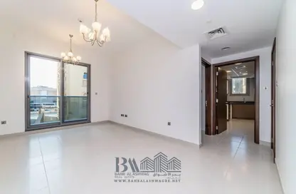 Apartment - 1 Bedroom - 2 Bathrooms for rent in Al Jazeira Road - Al Muraqqabat - Deira - Dubai