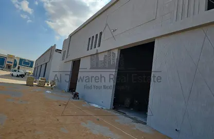 Warehouse - Studio - 5 Bathrooms for rent in Industrial Area 2 - Emirates Modern Industrial - Umm Al Quwain