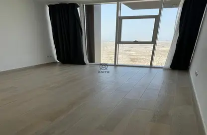 Apartment - 1 Bathroom for rent in Bloom Towers C - Bloom Towers - Jumeirah Village Circle - Dubai