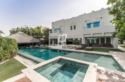 Villa - 6 Bedrooms - 5 Bathrooms for sale in Meadows 7 - Meadows - Dubai