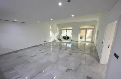 Apartment - 2 Bedrooms - 3 Bathrooms for rent in Jash Hamad - Shoreline Apartments - Palm Jumeirah - Dubai