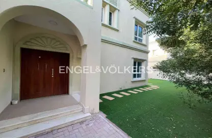 Villa - 5 Bedrooms - 5 Bathrooms for rent in District 9A - Jumeirah Village Triangle - Dubai