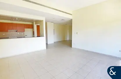 Apartment - 3 Bedrooms - 2 Bathrooms for sale in Al Ghaf 3 - Al Ghaf - Greens - Dubai