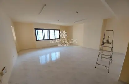 Apartment - 3 Bedrooms - 3 Bathrooms for rent in Al Majaz 2 - Al Majaz - Sharjah