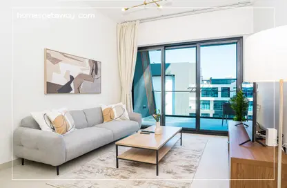 Living Room image for: Apartment - 1 Bedroom - 1 Bathroom for rent in Binghatti Canal - Business Bay - Dubai, Image 1