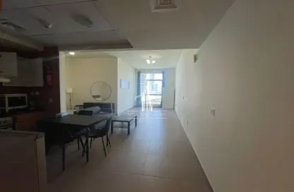 Apartment - 1 Bathroom for rent in Hamilton Tower - Business Bay - Dubai