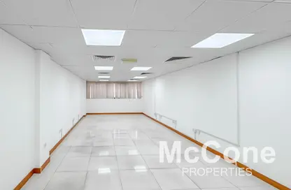 Office Space - Studio - 1 Bathroom for rent in Smark 9 - Al Karama - Dubai