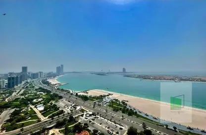 Apartment - 5 Bedrooms - 6 Bathrooms for rent in Wave tower - Corniche Road - Abu Dhabi