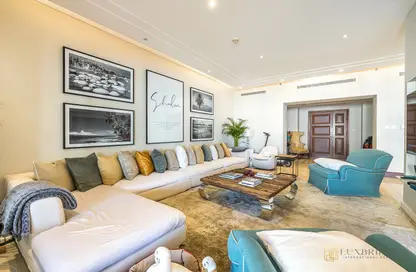 Apartment - 3 Bedrooms - 5 Bathrooms for sale in Golden Mile 8 - Golden Mile - Palm Jumeirah - Dubai