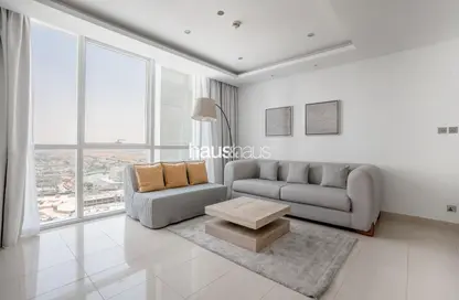 Apartment - 1 Bedroom - 2 Bathrooms for rent in Bonnington Tower - JLT Cluster J - Jumeirah Lake Towers - Dubai