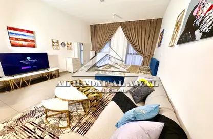 Apartment - 1 Bathroom for rent in Al Mamsha - Muwaileh - Sharjah