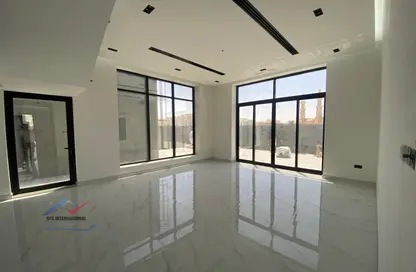 Villa - 6 Bedrooms for rent in Al Barsha South 2 - Al Barsha South - Al Barsha - Dubai