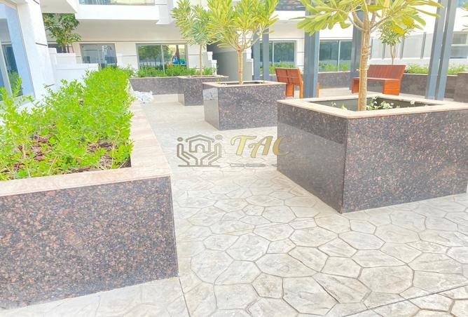 Rent In Al Warsan 4: Luxury 2bhk Brand New Prim Location 