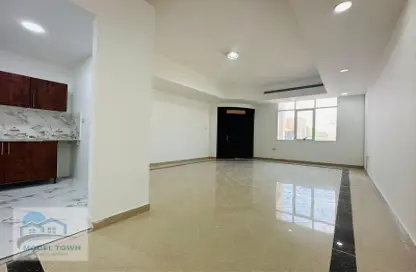 Apartment - 1 Bathroom for rent in Between Two Bridges - Abu Dhabi