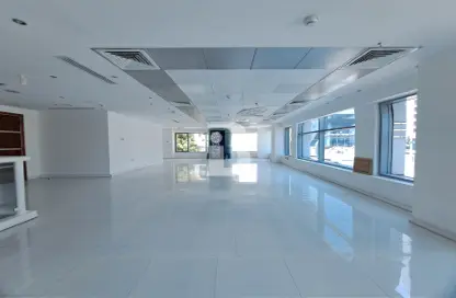 Show Room - Studio for rent in Corniche Road - Abu Dhabi