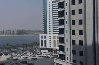 Apartment - 2 Bedrooms - 3 Bathrooms for rent in Al Hafeet Tower - Al Khan - Sharjah