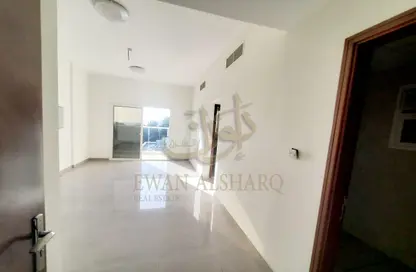 Apartment - 1 Bedroom - 2 Bathrooms for rent in Al Rumailah building - Al Rumailah 2 - Al Rumaila - Ajman