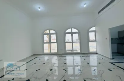 Apartment - 1 Bathroom for rent in Madinat Al Riyad - Abu Dhabi