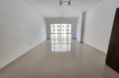 Apartment - 1 Bathroom for rent in Nova Tower - Dubai Silicon Oasis - Dubai