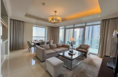 Living / Dining Room image for: Apartment - 2 Bedrooms - 3 Bathrooms for rent in The Address Residence Fountain Views 2 - The Address Residence Fountain Views - Downtown Dubai - Dubai, Image 1