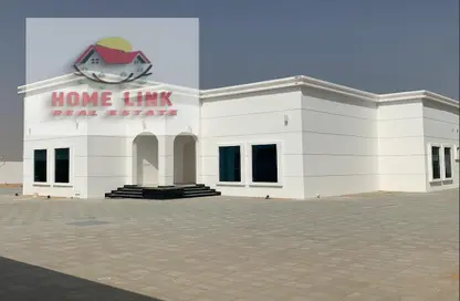 Villa - 3 Bedrooms - 4 Bathrooms for rent in Al Suyoh - Sharjah