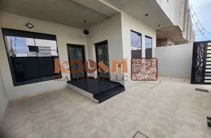 Townhouse - 4 Bedrooms - 6 Bathrooms for sale in Al Yasmeen 1 - Al Yasmeen - Ajman