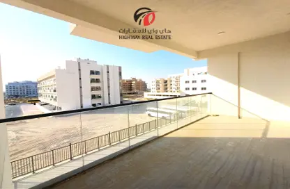 Apartment - 1 Bathroom for rent in Al Warsan 4 - Al Warsan - Dubai