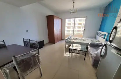 Apartment - 1 Bathroom for rent in Lakeside Tower B - Lakeside Residence - Dubai Production City (IMPZ) - Dubai