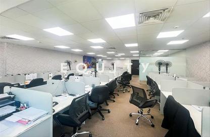 Office Space - Studio for rent in The Regal Tower - Business Bay - Dubai