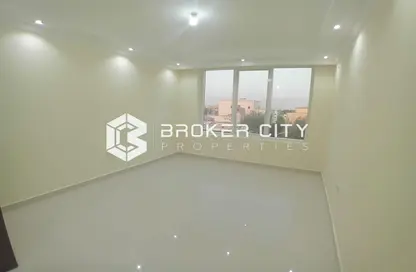 Apartment - 2 Bedrooms - 3 Bathrooms for rent in Baniyas - Abu Dhabi