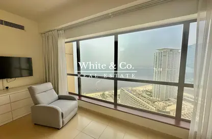 Apartment - 2 Bedrooms - 3 Bathrooms for rent in Rimal 2 - Rimal - Jumeirah Beach Residence - Dubai