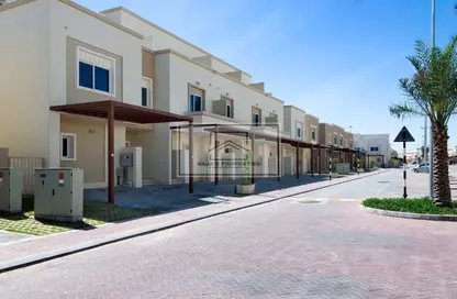 Villa - 3 Bedrooms - 4 Bathrooms for rent in Arabian Style - Al Reef Villas - Al Reef - Abu Dhabi