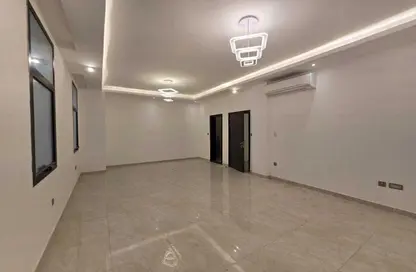 Townhouse - 5 Bedrooms - 7 Bathrooms for rent in Al Zaheya Gardens - Al Zahya - Ajman