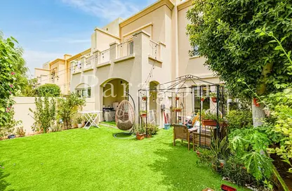 Villa - 3 Bedrooms - 4 Bathrooms for sale in Forat - The Lakes - Dubai