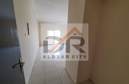 Apartment - 1 Bedroom - 2 Bathrooms for rent in Al Rashidiya Towers - Al Rashidiya - Ajman Downtown - Ajman